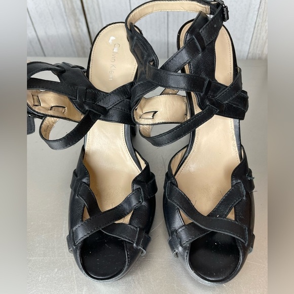 Calvin Klein Black Strappy Heels Leather Open Toe Size 9 - Picture 2 of 7